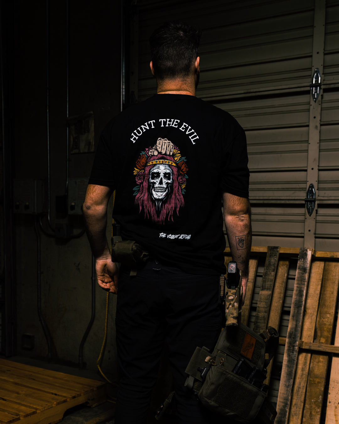 "Hunt The Evil" T-Shirt Black